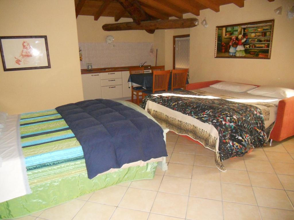 Agriturismo Le Mura Del Gherlo Villa Valeggio sul Mincio Exteriör bild
